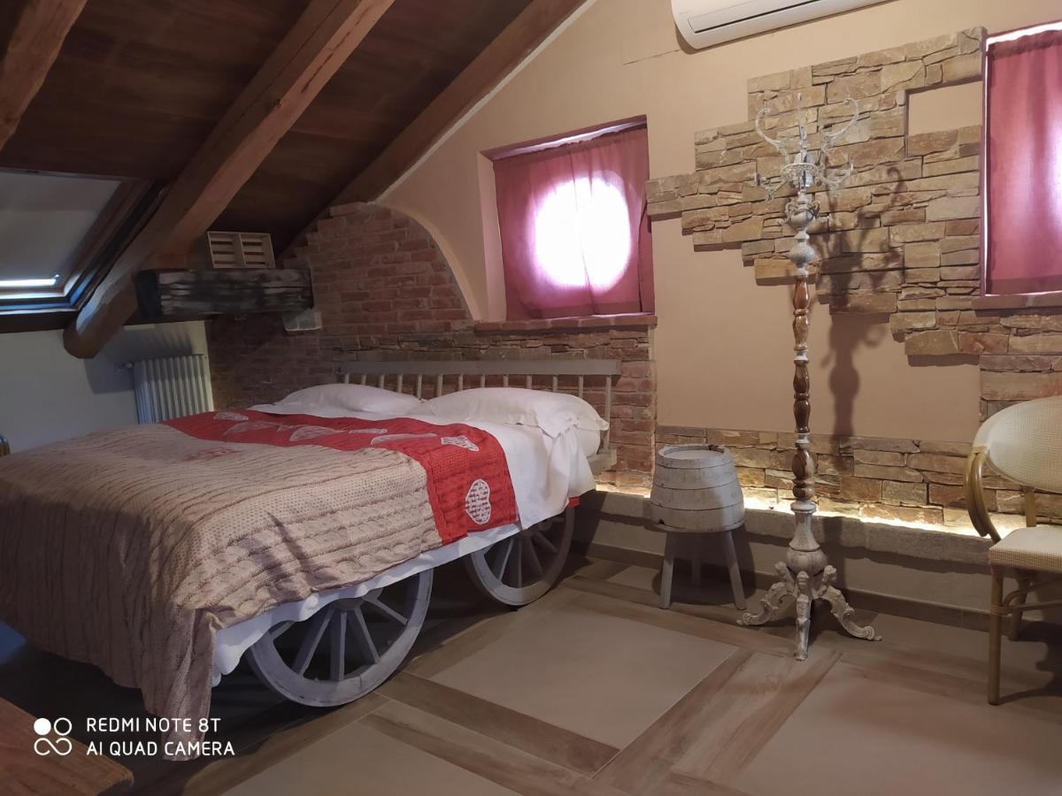 La Via' Bed & Breakfast Cavour Exterior photo