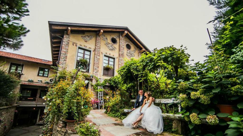 La Via' Bed & Breakfast Cavour Exterior photo