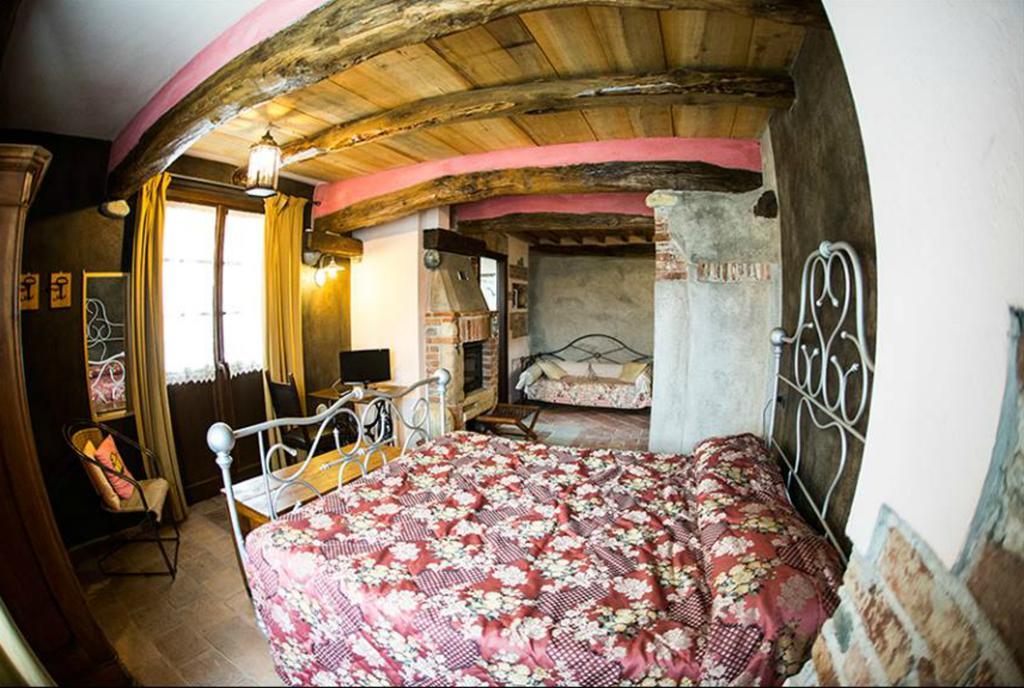 La Via' Bed & Breakfast Cavour Exterior photo