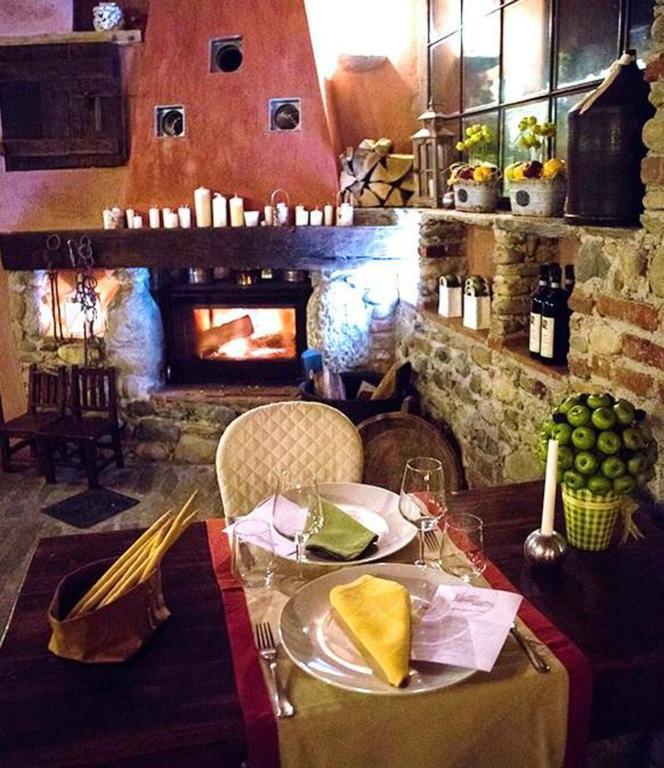 La Via' Bed & Breakfast Cavour Exterior photo